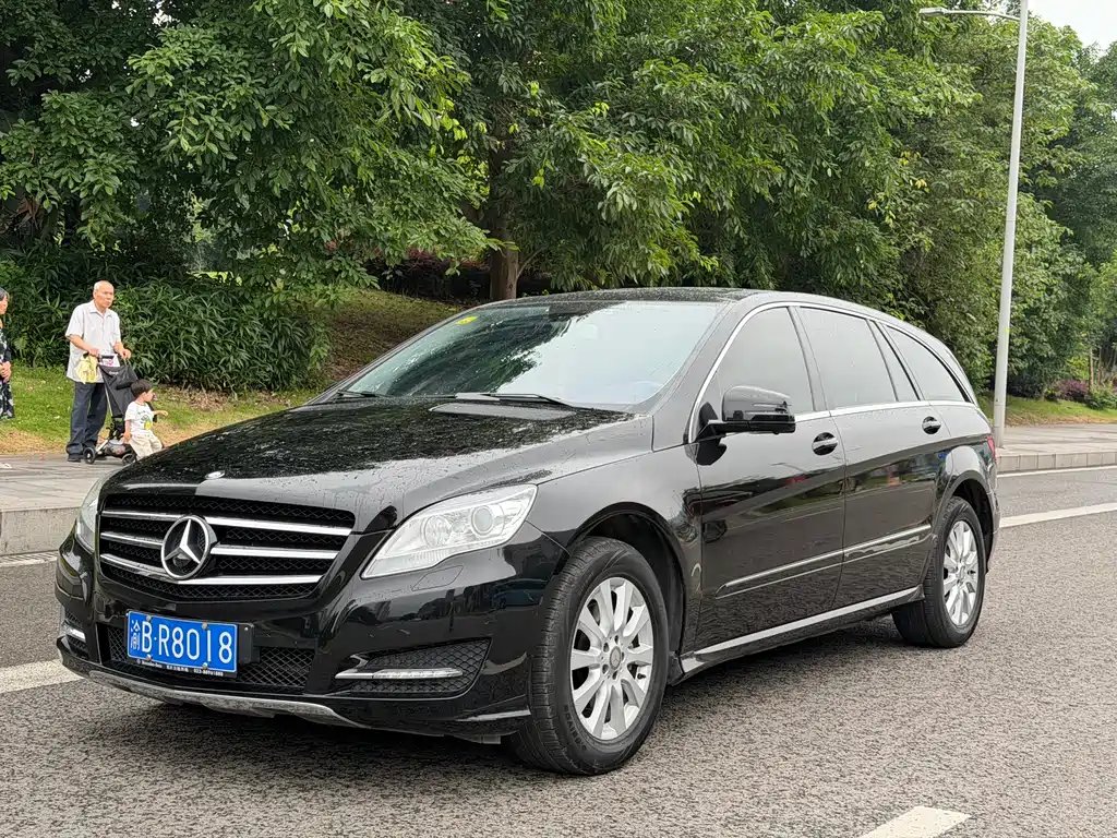 Mercedes-Benz R-Class 2015