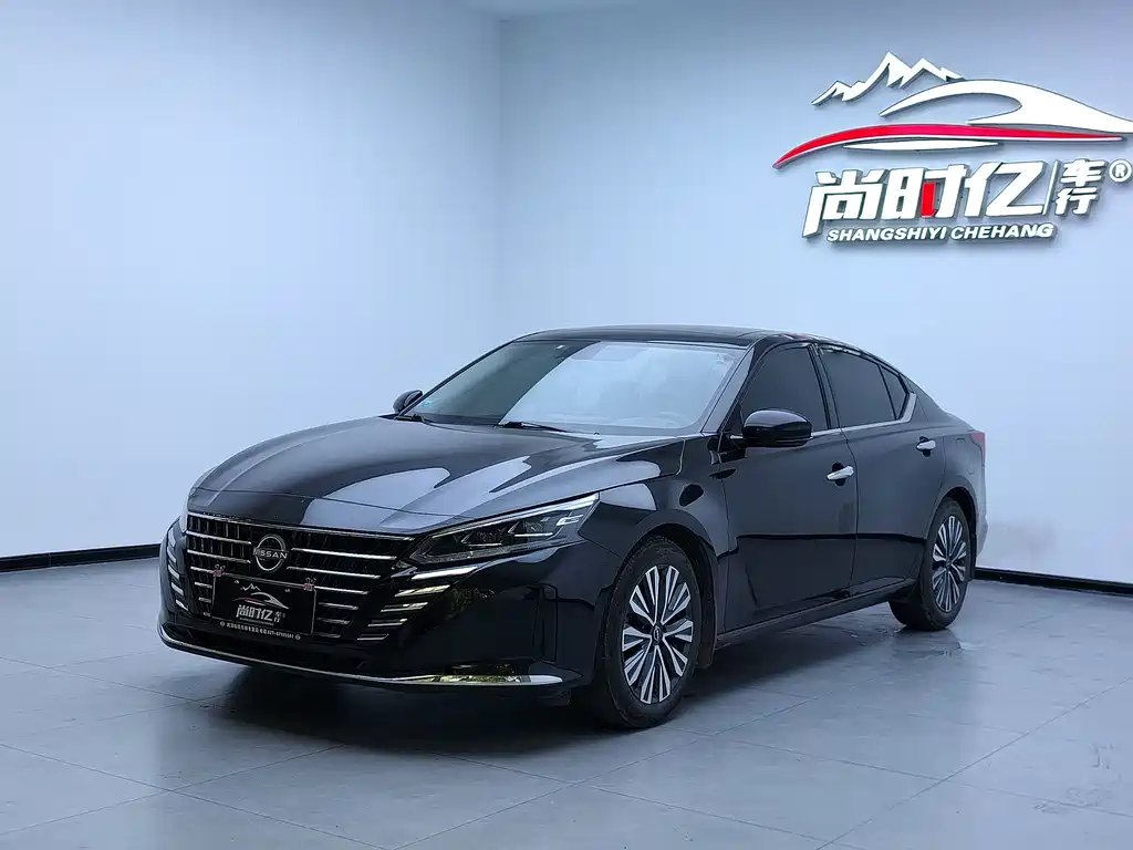 Nissan Teana 2023