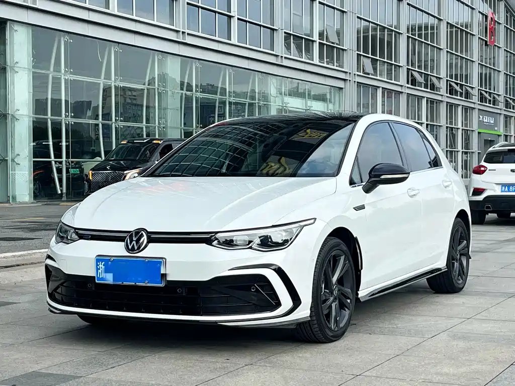 Volkswagen Golf 2022