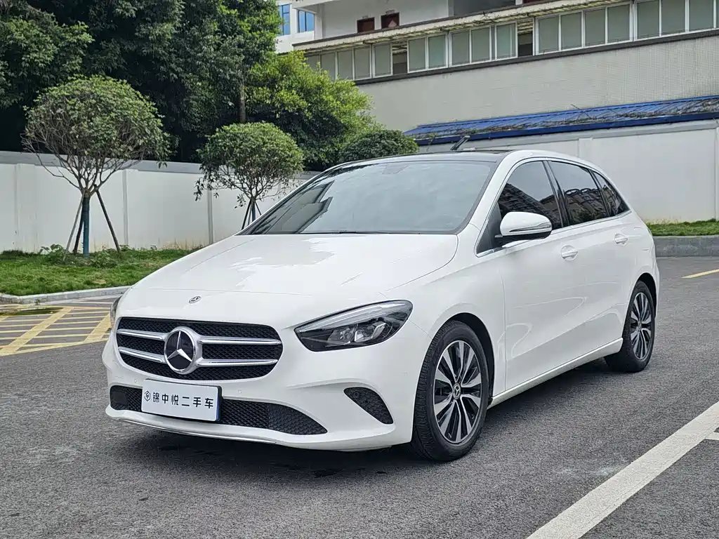 Mercedes-Benz B-Class 2021