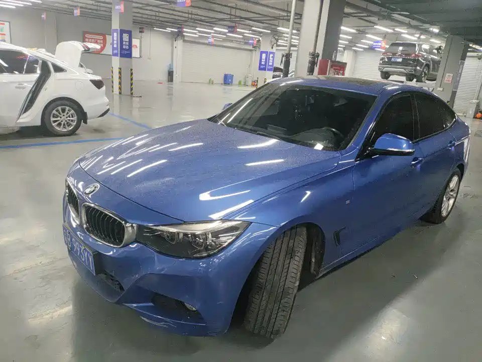 BMW 3 Series GT 2019