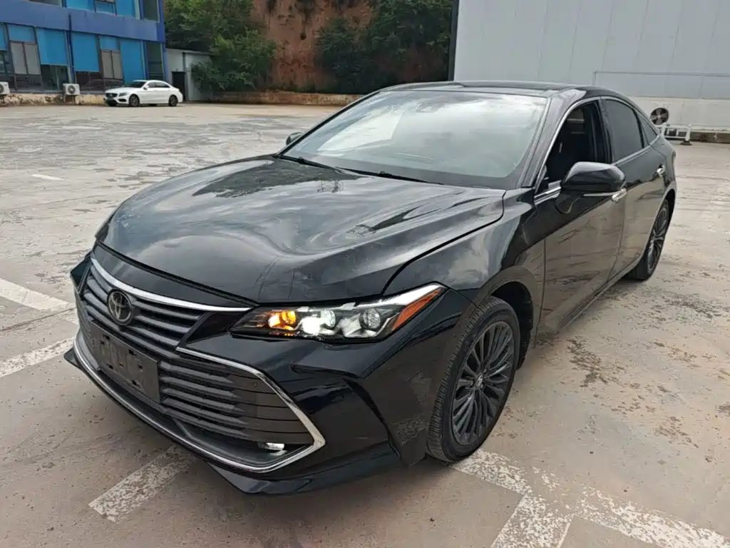 Toyota Avalon 2020