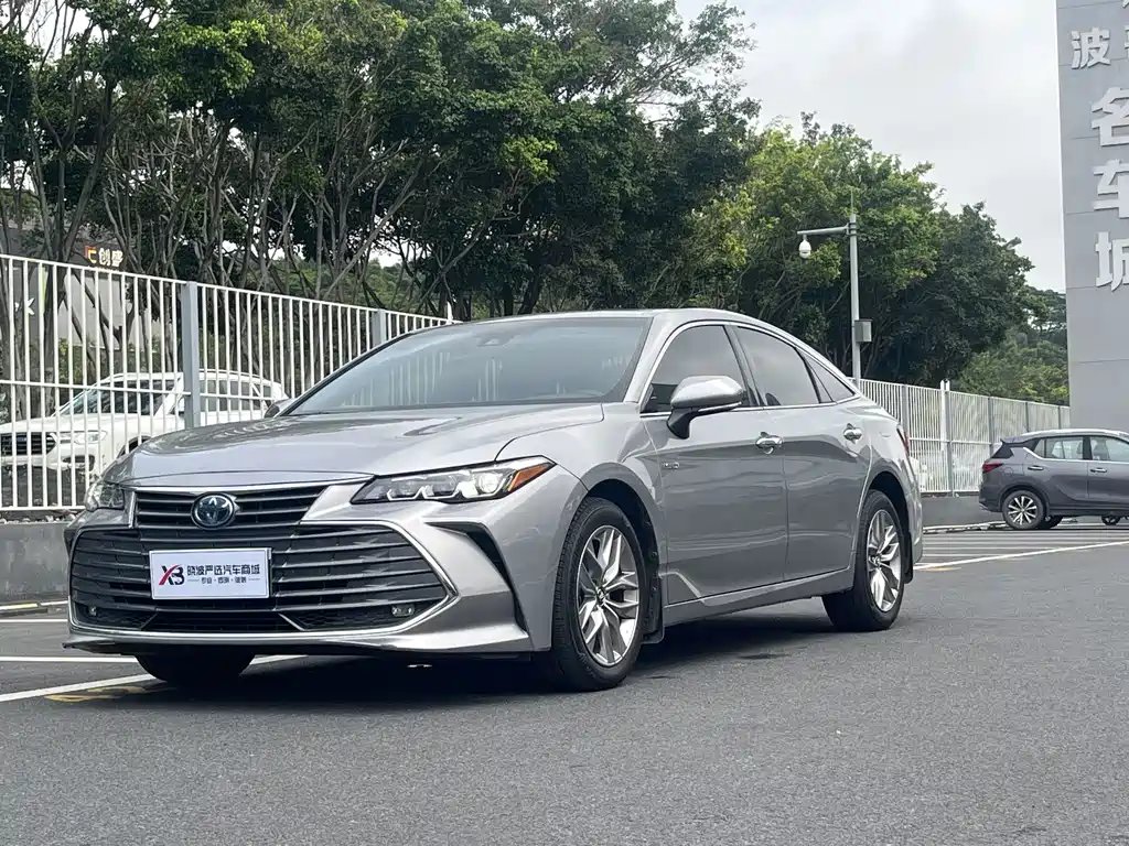 Toyota Avalon 2020