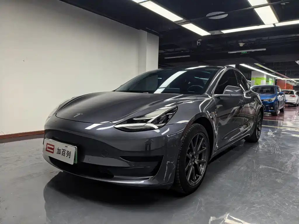 Tesla Model 3 2020
