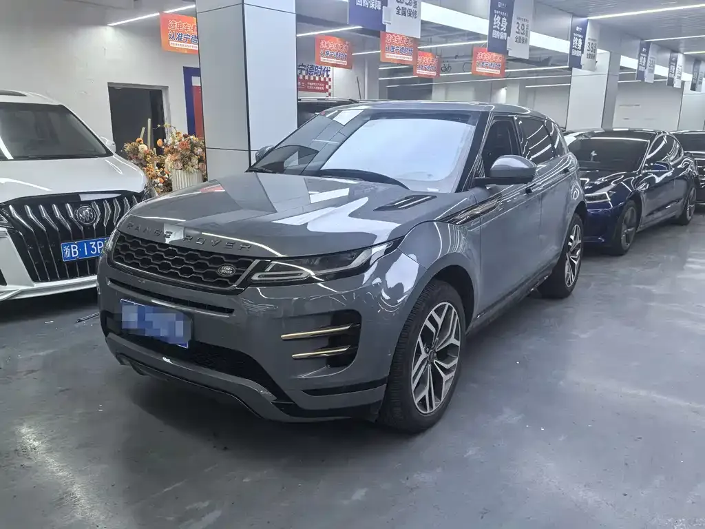 Land Rover Evoque 2021 — фото 1 из 12
