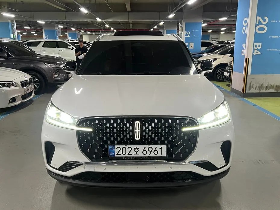Lincoln Aviator 2025