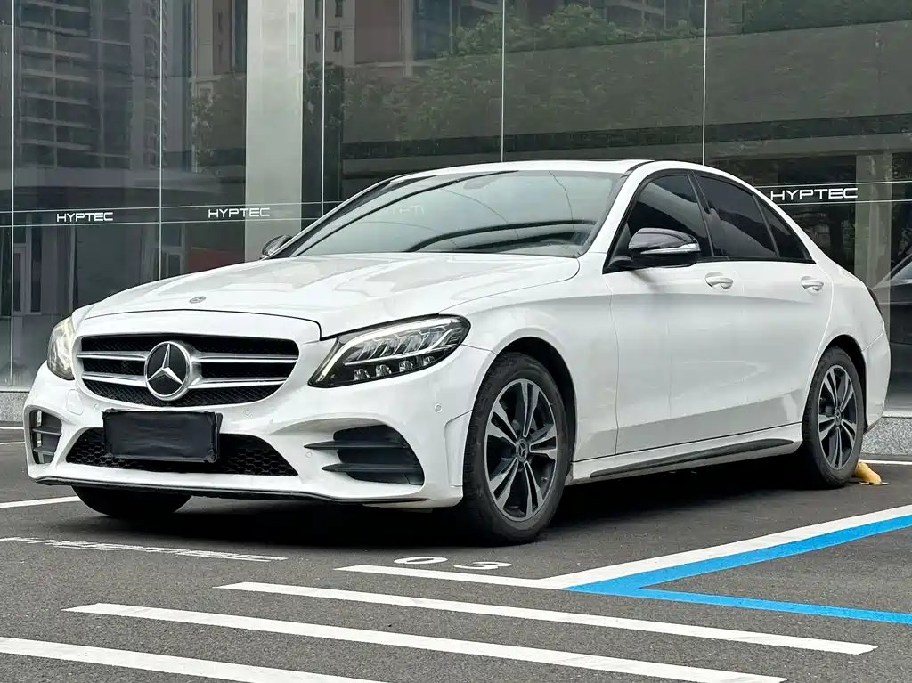 Mercedes-Benz C-Class 2020