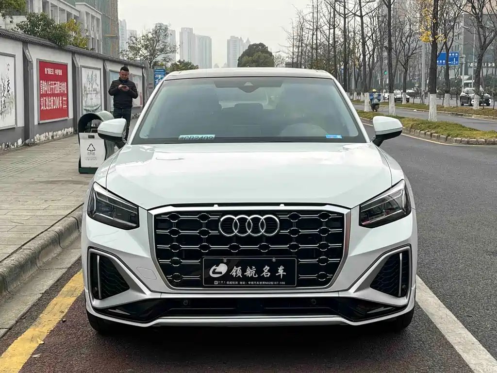 Audi Q2L 2022