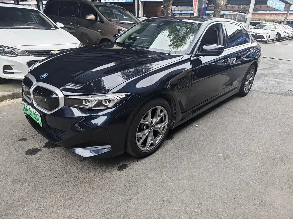 BMW i3 2023