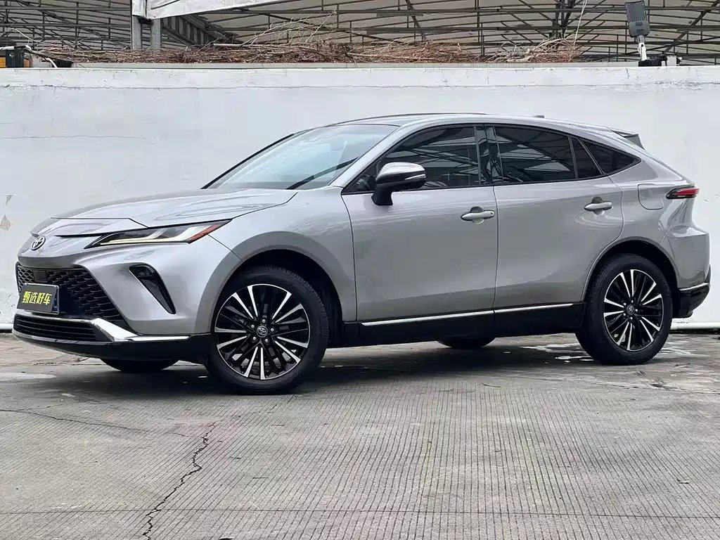 Toyota Venza 2023