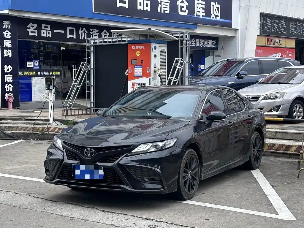 Toyota Camry 2023
