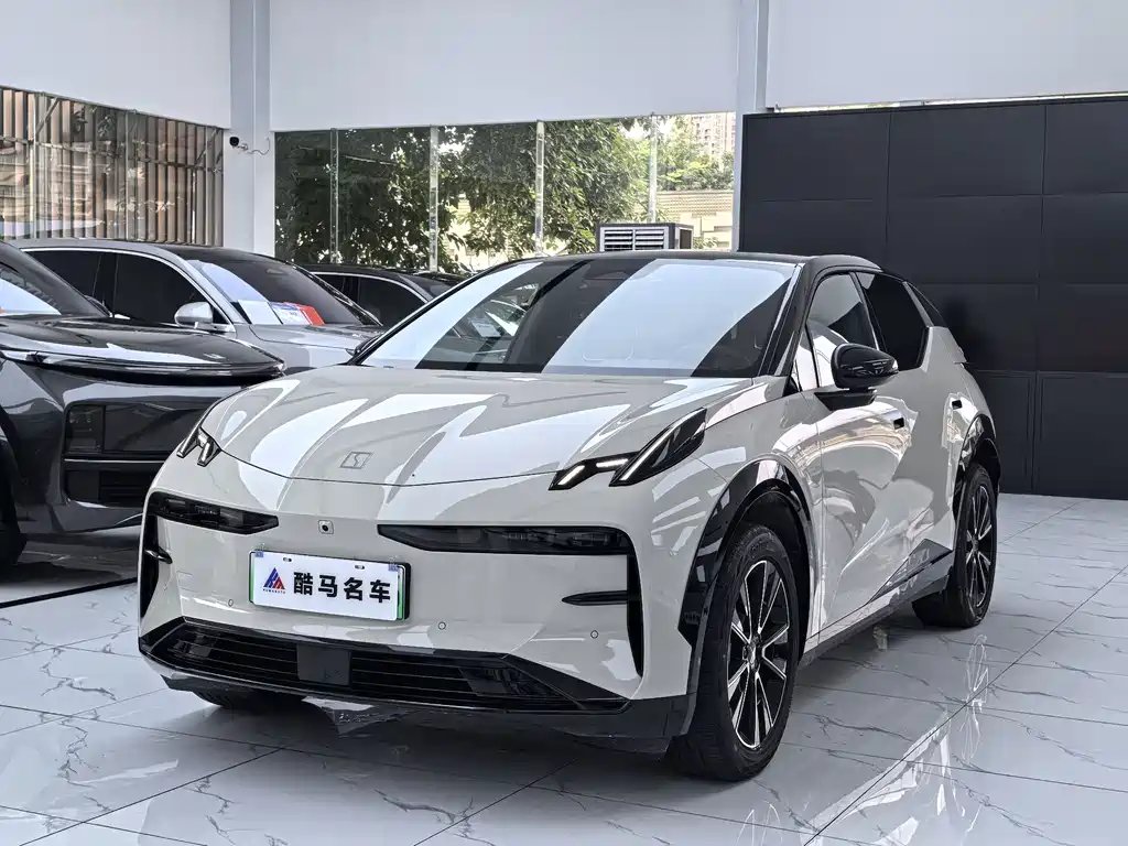 Zeekr X 2024