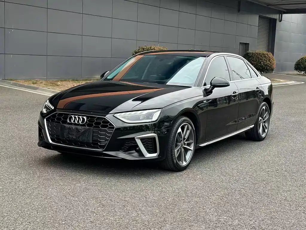Audi A4L 2021