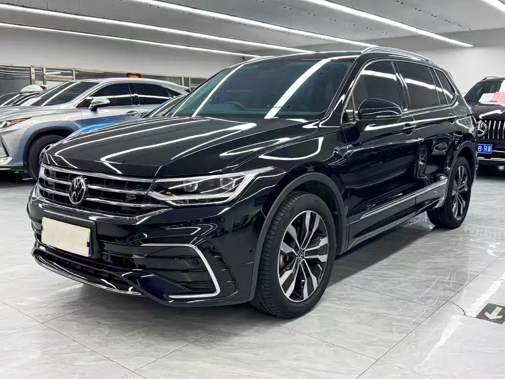 Volkswagen Tiguan L 2022