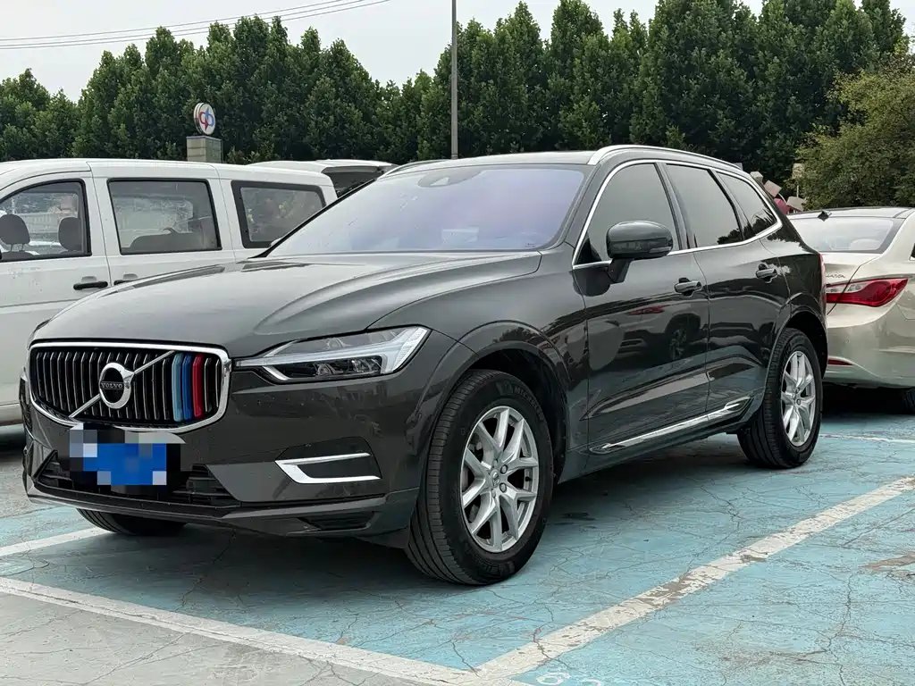 Volvo XC60 2020 — фото 1 из 5