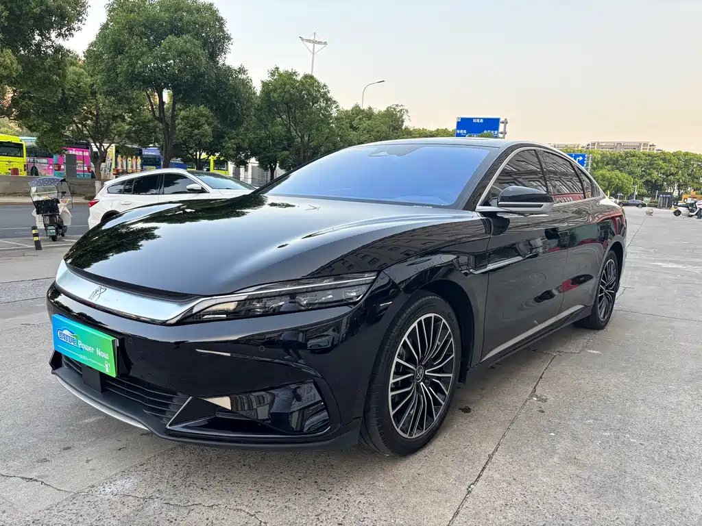 BYD Han 2024 — фото 1 из 5