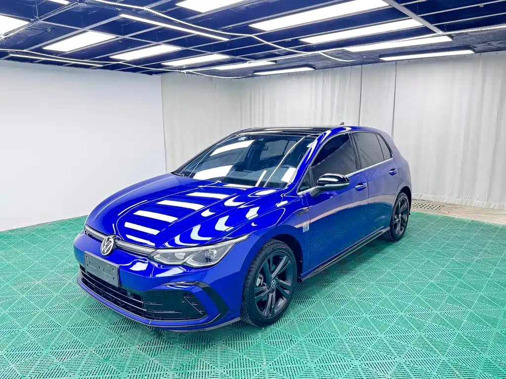 Volkswagen Golf 2021