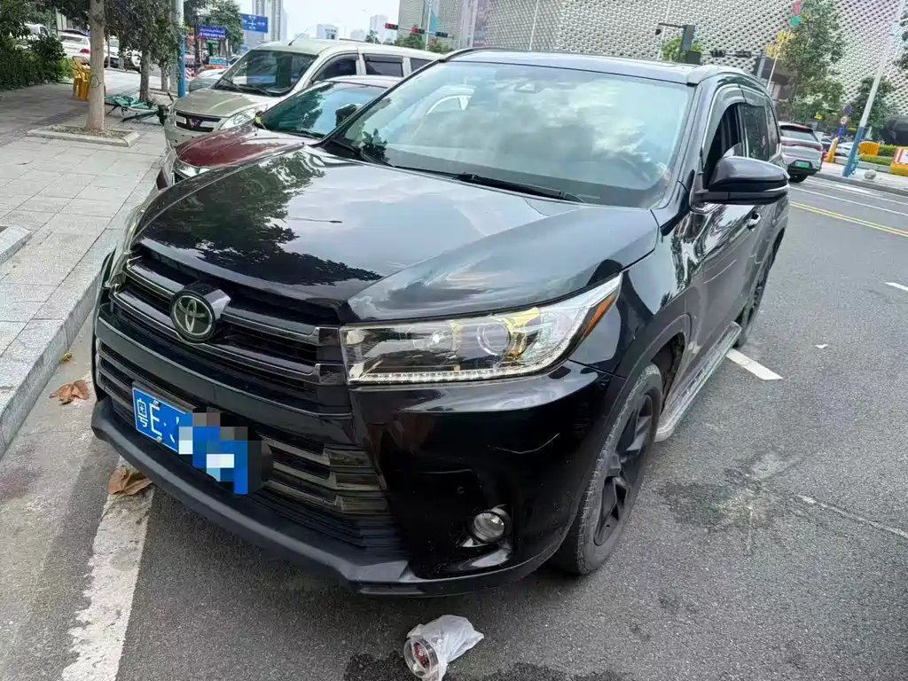Toyota Highlander 2020