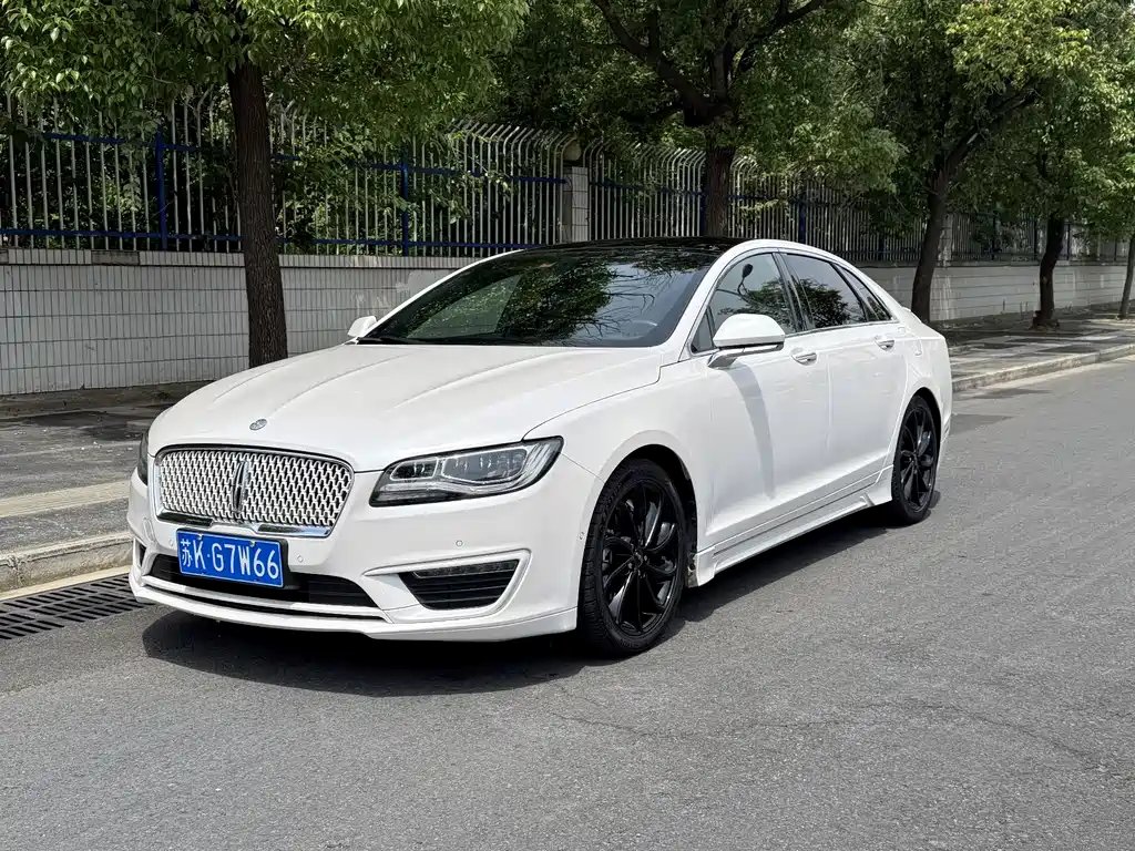 Lincoln MKZ 2021