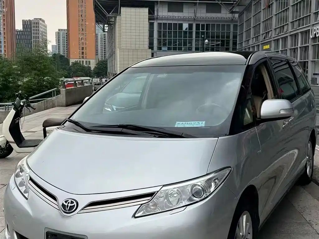 Toyota Previa 2016