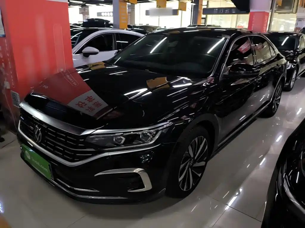 Volkswagen Passat 2023