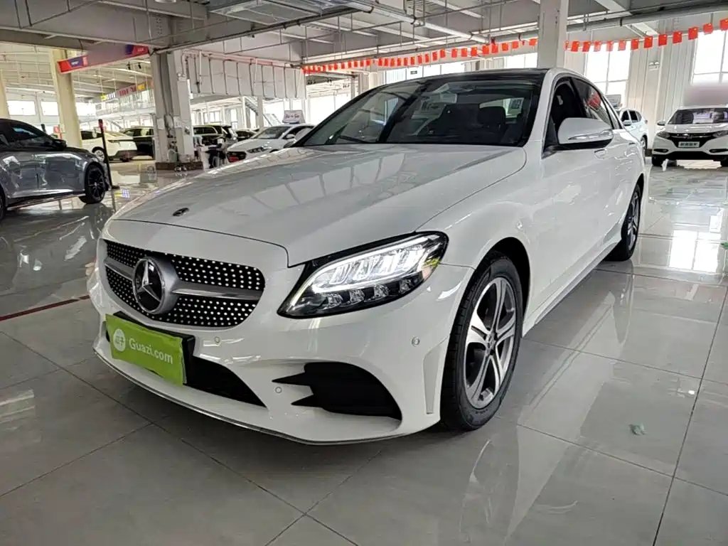 Mercedes-Benz C-Class 2019 — фото 1 из 5
