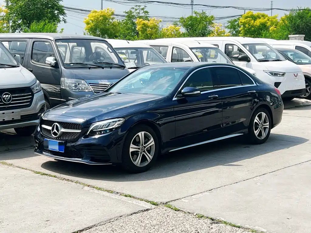 Mercedes-Benz C-Class 2019