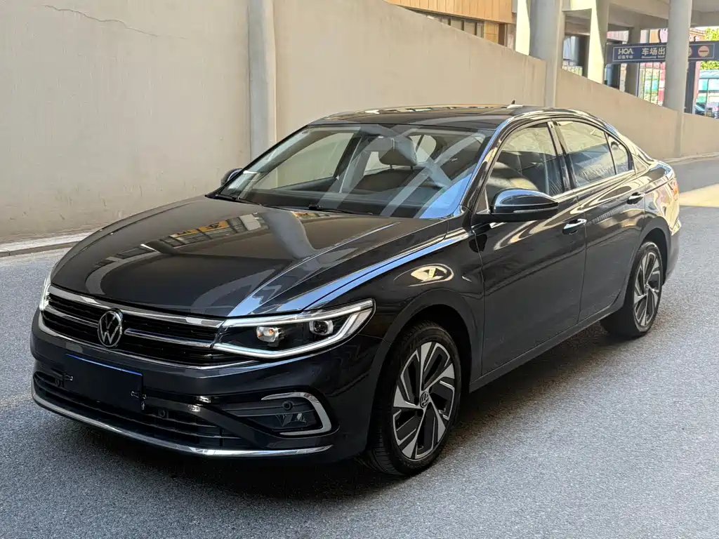 Volkswagen Bora 2023