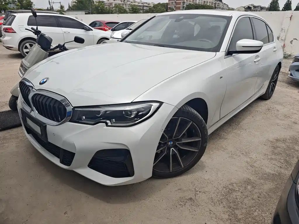 BMW 3 Series 2021