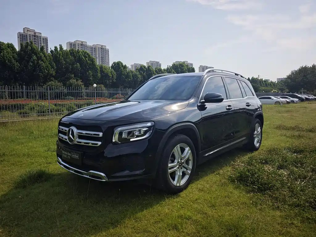 Mercedes-Benz GLB 2021