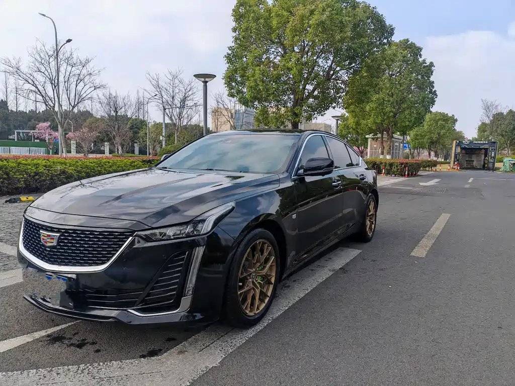 Cadillac CT5 2023