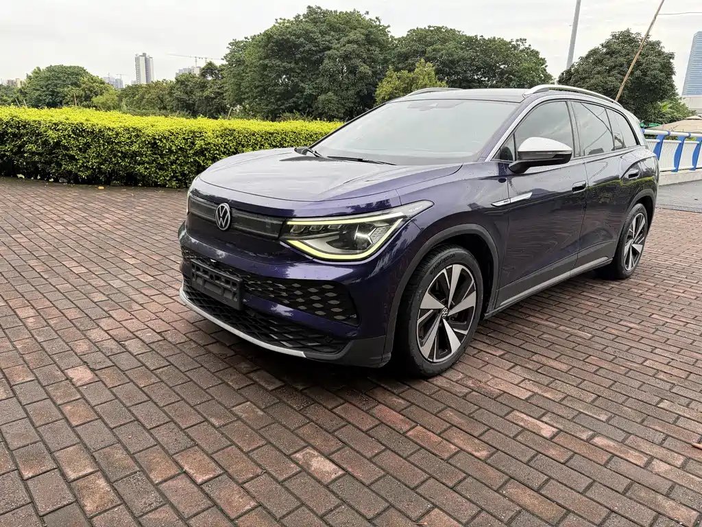 Volkswagen ID.6 X 2022