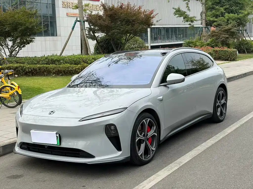 NIO ET5T 2024