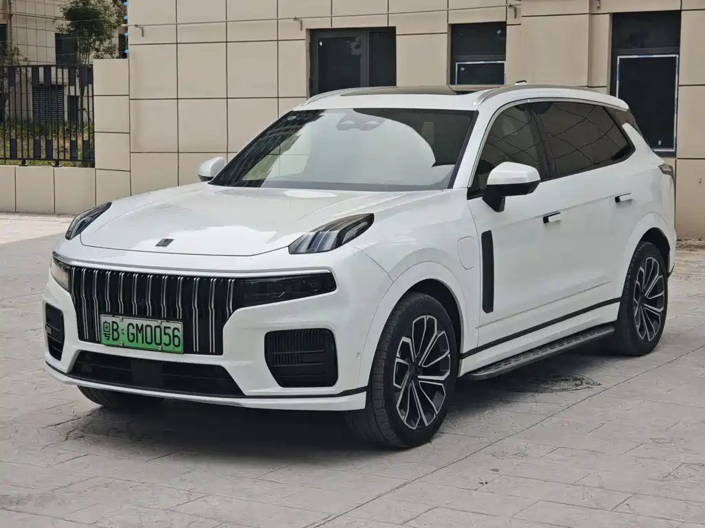 Lynk & Co 09 EM-P 2023