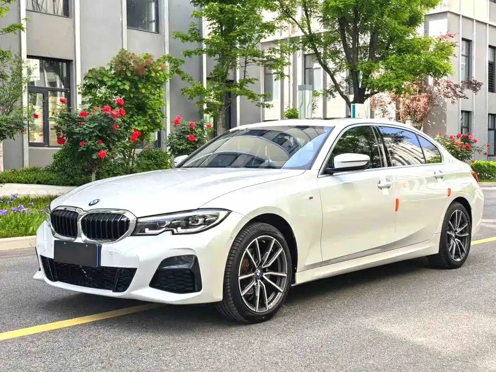 BMW 3 Series 2021