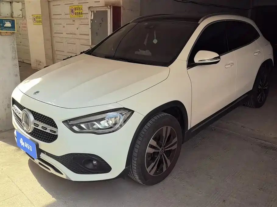 Mercedes-Benz GLA 2023