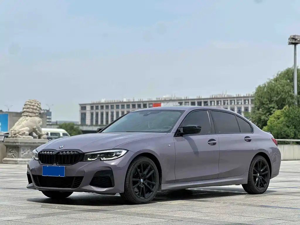 BMW 3 Series 2020 — фото 1 из 5