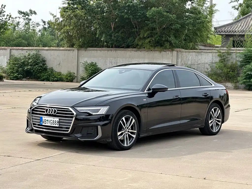Audi A6L 2019 — фото 1 из 5