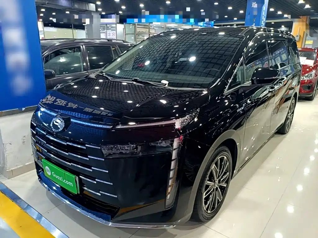 GAC Motor TrumpchiE8 PHEV 2024 — фото 1 из 5