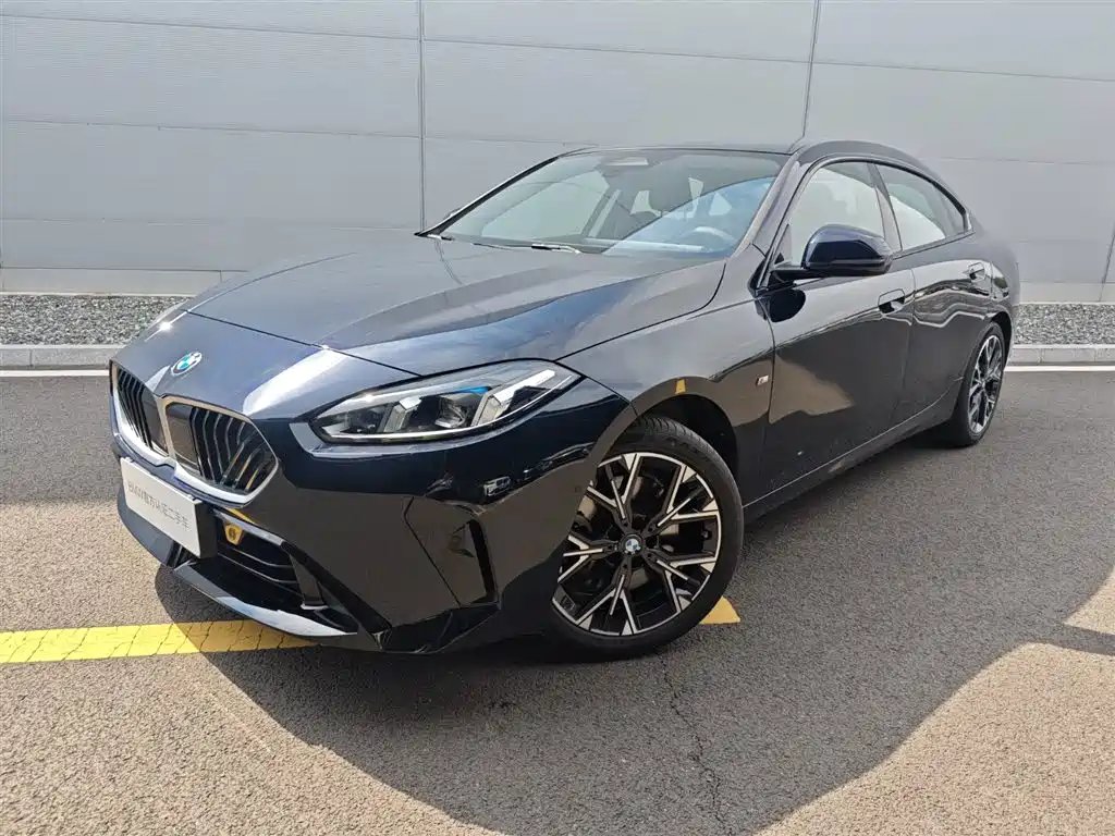 BMW 2 Series 2025 — фото 1 из 5