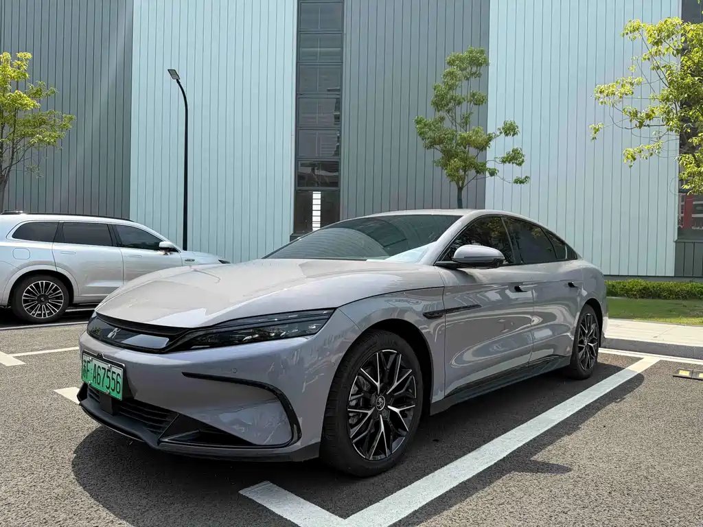 BYD Han 2025 — фото 1 из 5