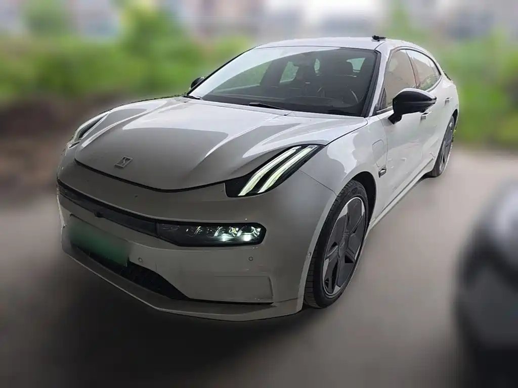 Zeekr 001 2022
