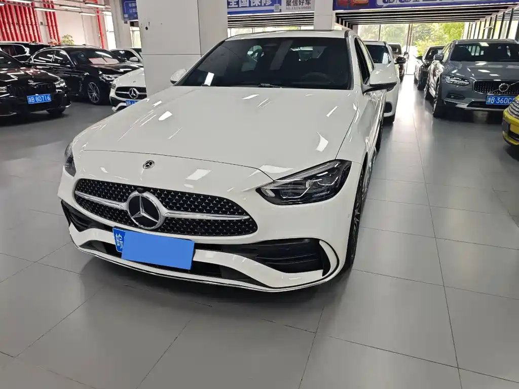 Mercedes-Benz C-Class 2023