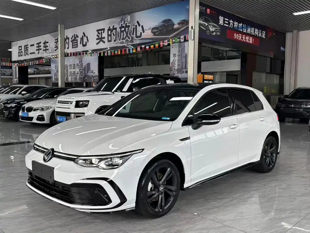 Volkswagen Golf 2023