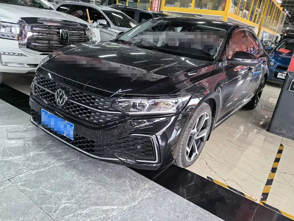 Volkswagen Passat 2024