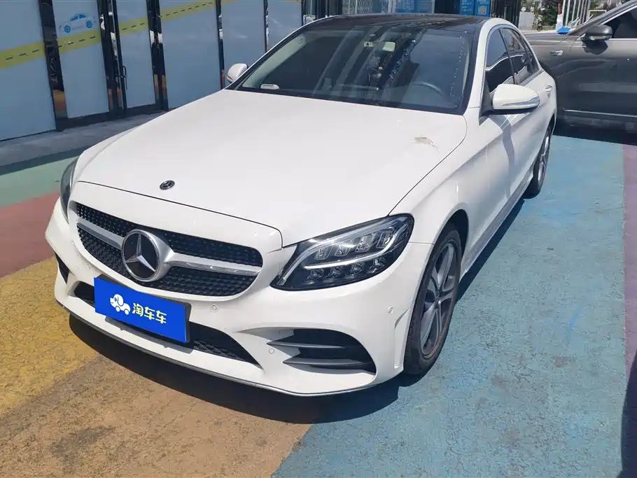 Mercedes-Benz C-Class 2020