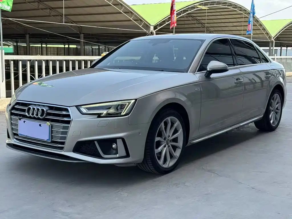 Audi A4L 2019