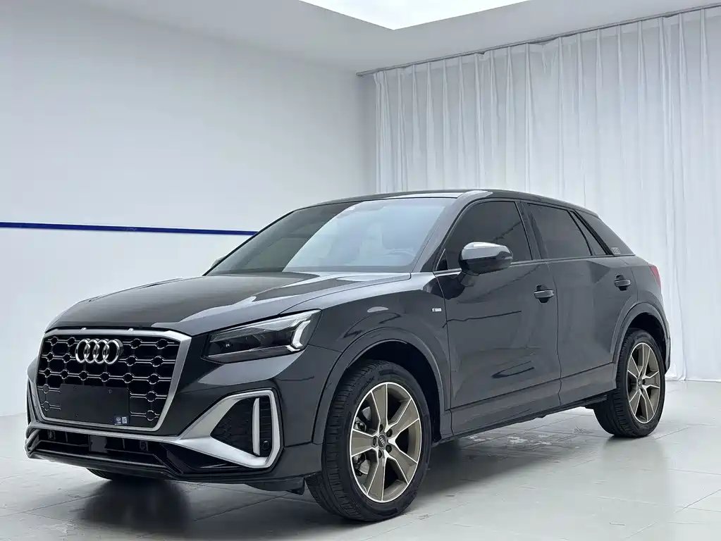 Audi Q2L 2022