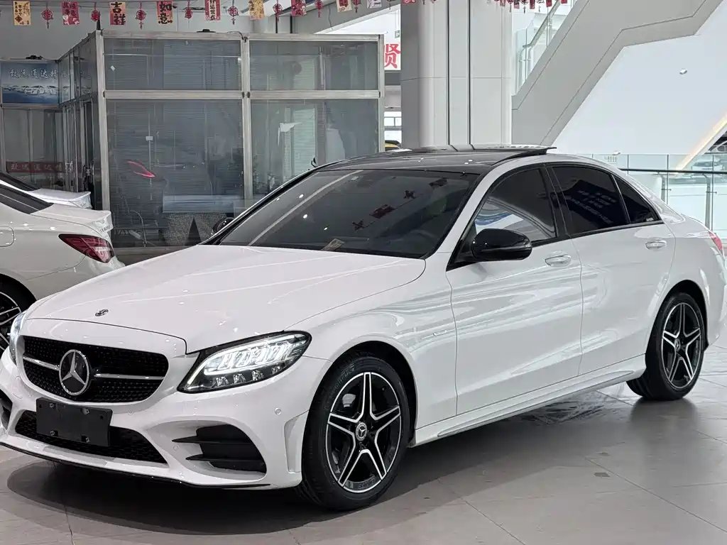 Mercedes-Benz C-Class 2021