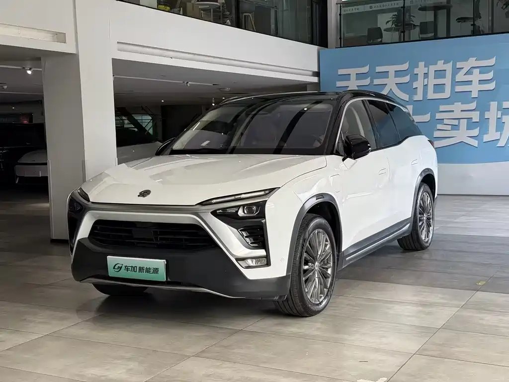 NIO ES8 2023
